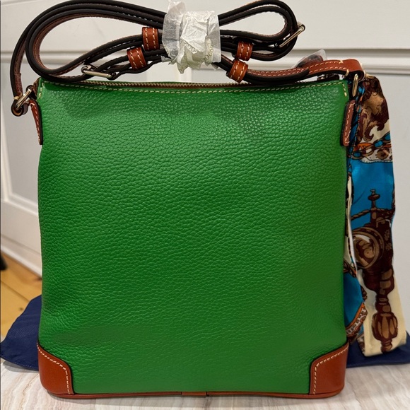 Dooney & Bourke Pebble Grain Green Leather Crossbody NWT - Picture 6 of 17